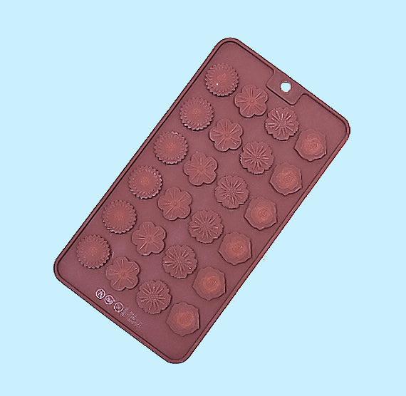 Thin Flowers Chocolate Mold | www.sprinklebeesweet.com