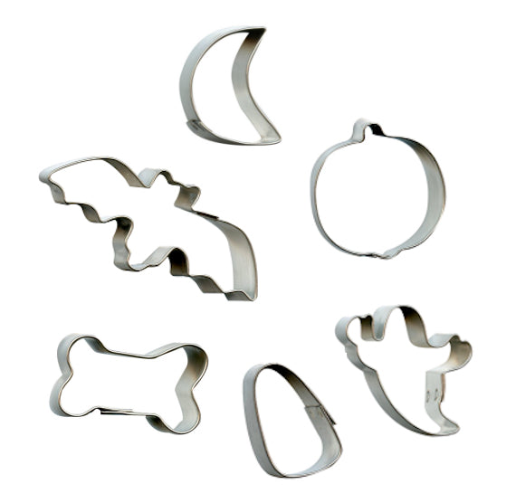 Mini Halloween Cookie Cutter Set: Tiny | www.sprinklebeesweet.com