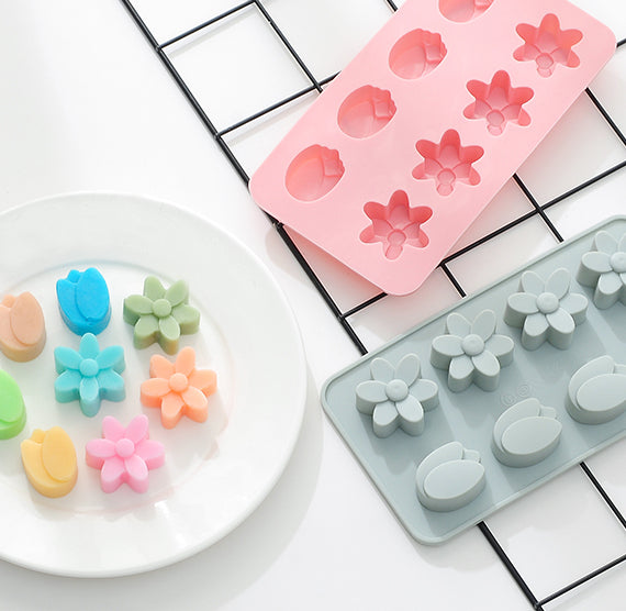 Spring Flowers Candy Mold: Daisy & Tulip | www.sprinklebeesweet.com