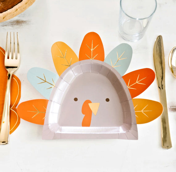 Turkey Shaped Plates | www.sprinklebeesweet.com