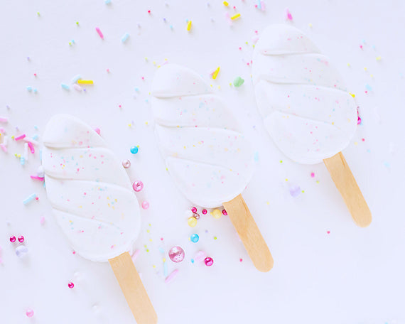 Unicorn Horn Cakesicle Mold | www.sprinklebeesweet.com