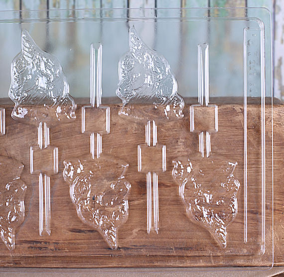 Pretty Unicorn Lollipop Mold | www.sprinklebeesweet.com
