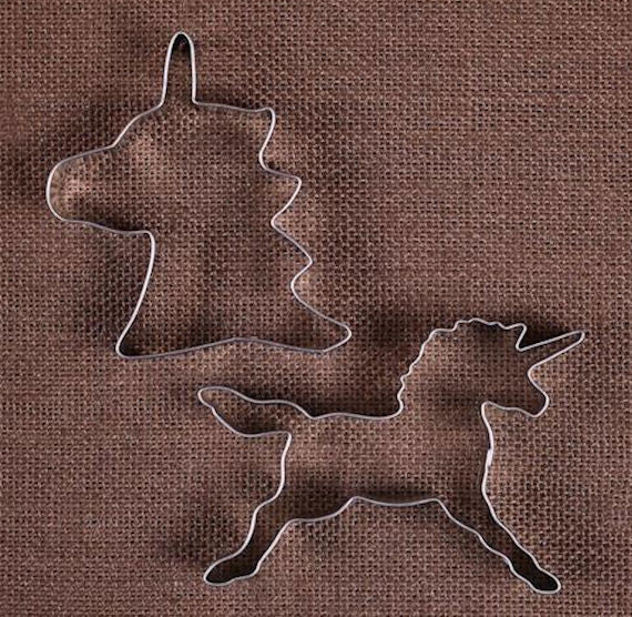 Unicorn Cookie Cutters Set | www.sprinklebeesweet.com