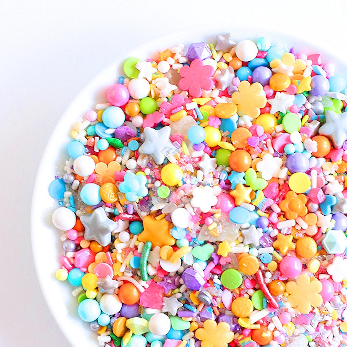Sprinklefetti™ Unicorn Sprinkle Mix | www.sprinklebeesweet.com
