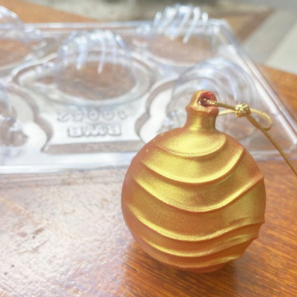 BWB 3 Part Mold: 10052 Wavy Christmas Ball | www.sprinklebeesweet.com