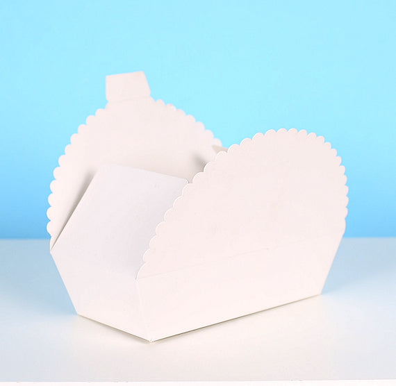 Scallop Small Candy Box Set: White | www.sprinklebeesweet.com