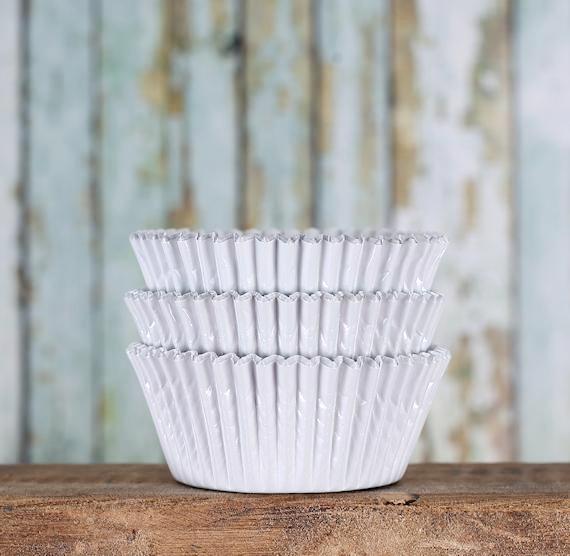 Bulk Cupcake Liners: White Foil | www.sprinklebeesweet.com