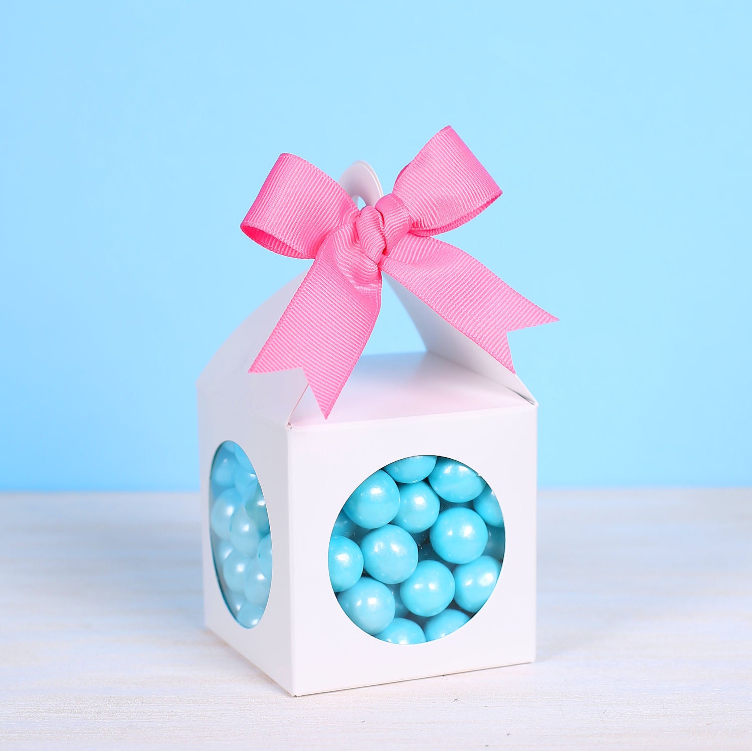 Square Candy Favor Box Set: White | www.sprinklebeesweet.com