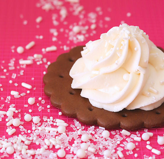Sprinklefetti™ Wedding White Sprinkle Mix | www.sprinklebeesweet.com