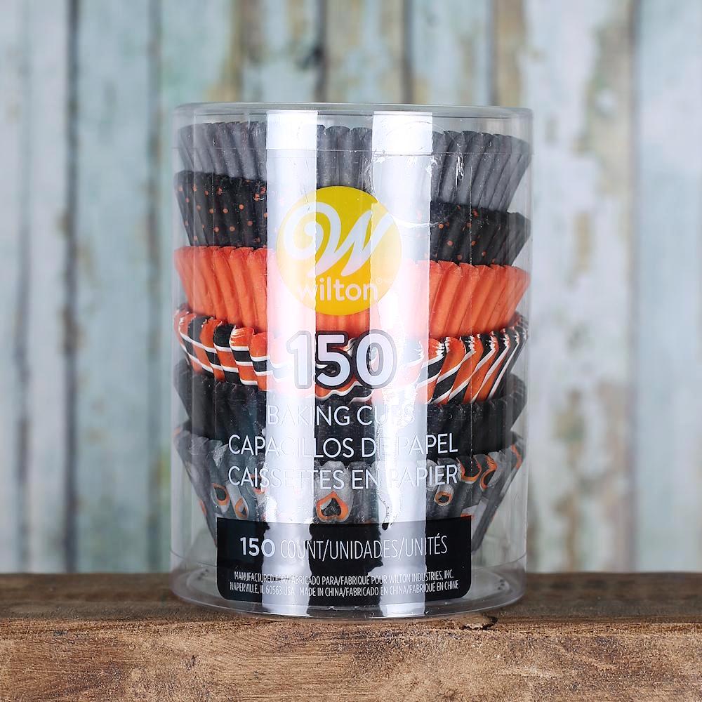 Halloween Cupcake Liners: Eyeball | www.sprinklebeesweet.com