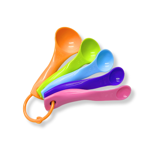Colorful Plastic Measuring Spoons: In Grams & mL | www.sprinklebeesweet.com