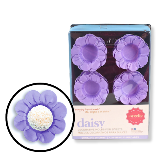 Daisy Flower Candy Cups: Light Purple | www.sprinklebeesweet.com