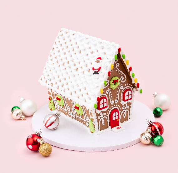 Ginger Snap Reusable Gingerbread House Kit | www.sprinklebeesweet.com