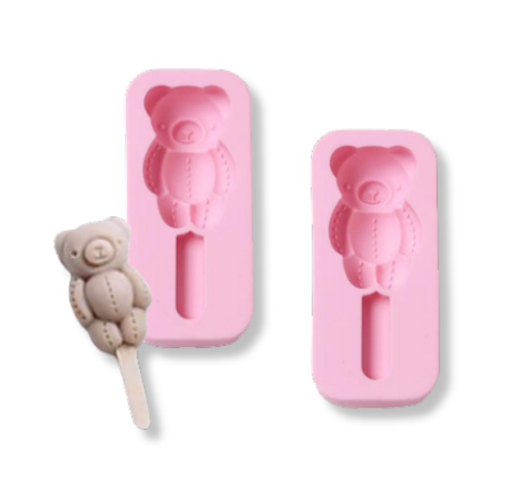 Teddy Bear Cakesicle Mold Set | www.sprinklebeesweet.com