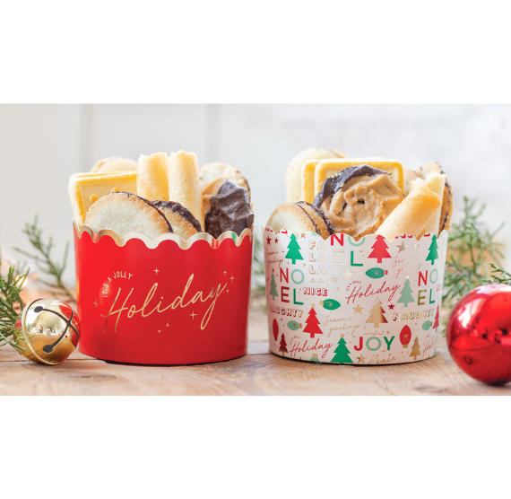 Christmas JUMBO Baking Cups: Jolly Holiday | www.sprinklebeesweet.com