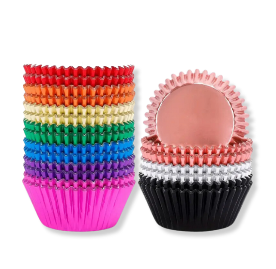 Rainbow Foil Cupcake Liners Set: 500 Count | www.sprinklebeesweet.com