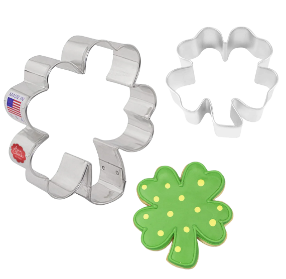 Four Leaf Clover Cookie Cutter Set | www.sprinklebeesweet.com