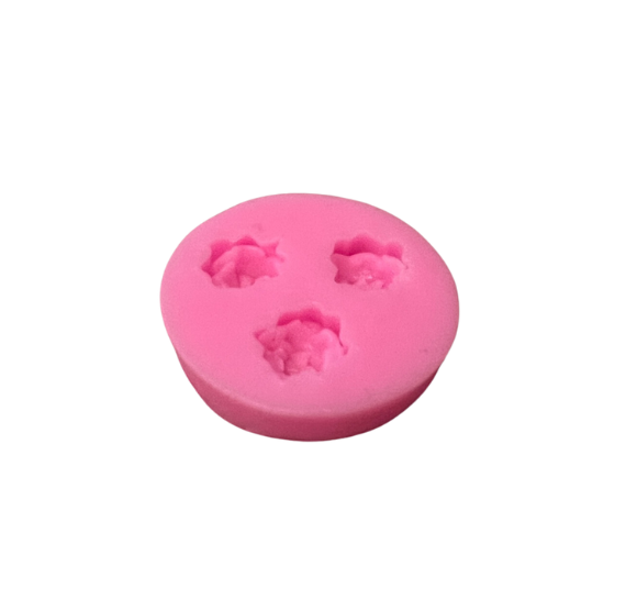 Small Frosting Star Fondant Mold | www.sprinklebeesweet.com