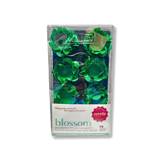 Blossom Flower Candy Cups: Green - WHOLESALE CASE | www.sprinklebeesweet.com