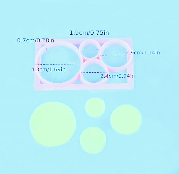 Mini Multi Cookie Cutters: Star, Heart, Circle, Oval | www.sprinklebeesweet.com