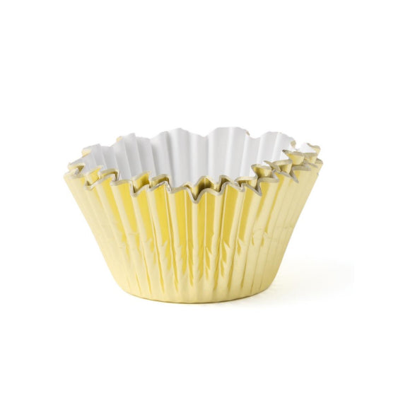 Sweetshop Cupcake Liners: Foil Gold | www.sprinklebeesweet.com