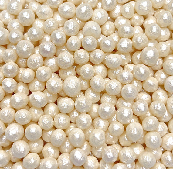 Sprinkle-It® 6mm Chocolate Crispy Pearls: Shimmer White | www.sprinklebeesweet.com