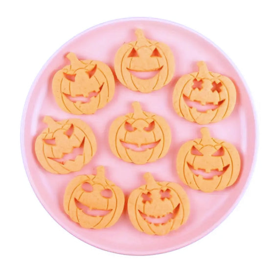 Pumpkin Cookie Cutter & Stampers Set: Jack O'Lantern | www.sprinklebeesweet.com