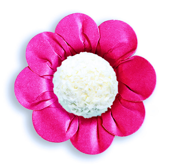 Daisy Flower Candy Cups: Pink | www.sprinklebeesweet.com