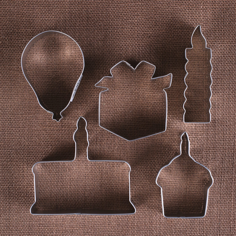 Birthday Cookie Cutter Set | www.sprinklebeesweet.com