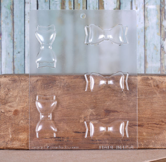 Bowtie Candy Mold | www.sprinklebeesweet.com