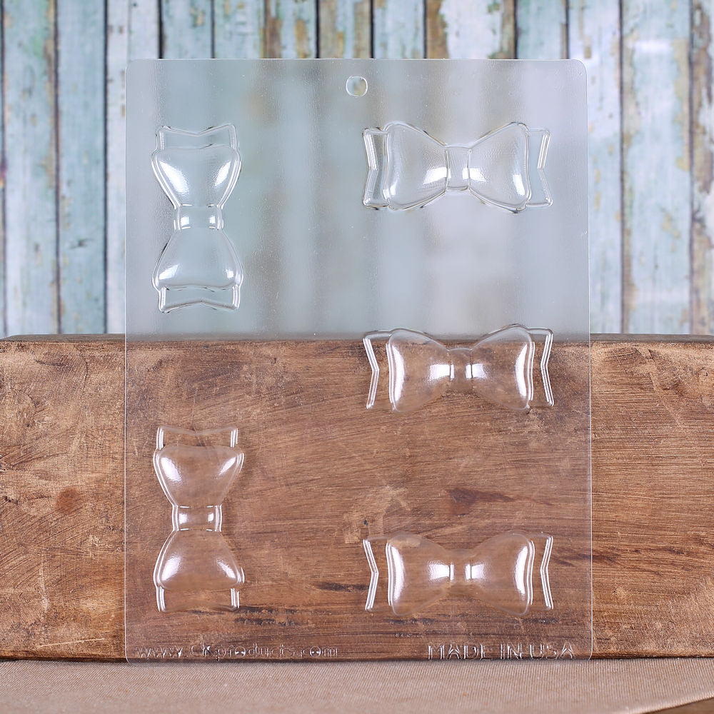 Bowtie Candy Mold | www.sprinklebeesweet.com