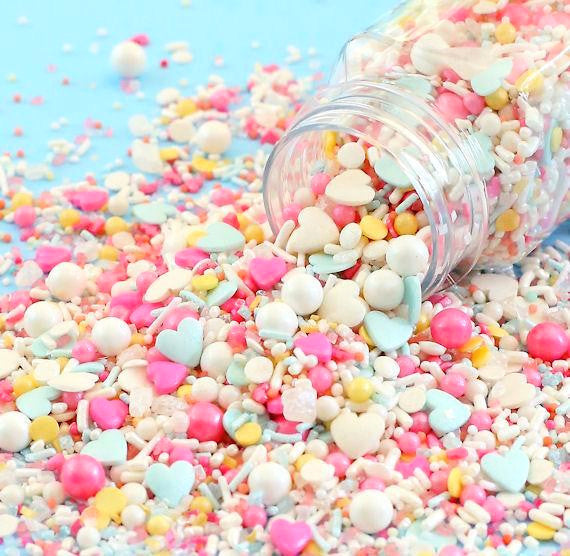 Sprinklefetti™ Candy Shop Sprinkle Mix | www.sprinklebeesweet.com