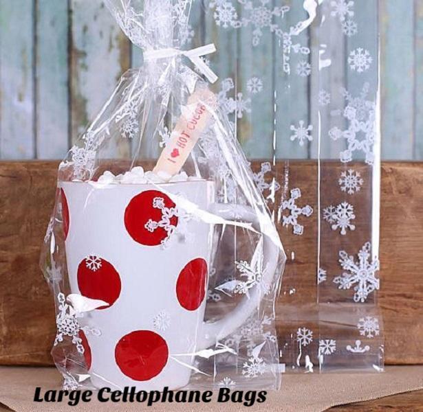 Christmas Treat Bag Kit: Cardinal | www.sprinklebeesweet.com