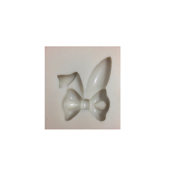 Easter Fondant Mold: Bunny Ears with Bow | www.sprinklebeesweet.com