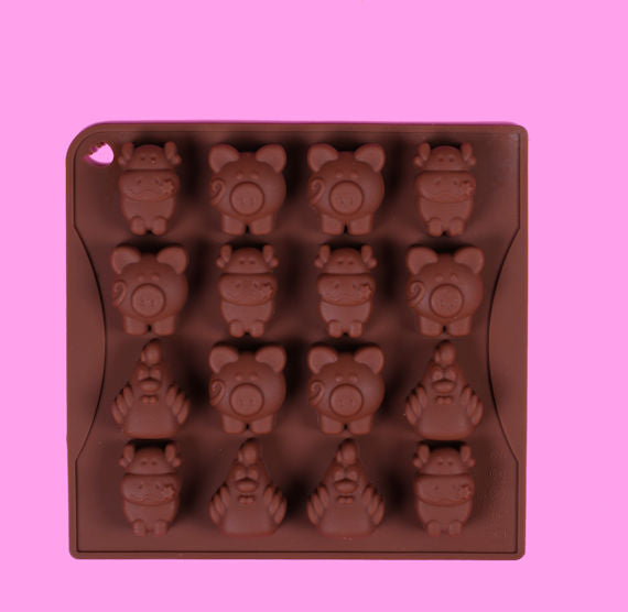Farm Animals Candy Mold | www.sprinklebeesweet.com
