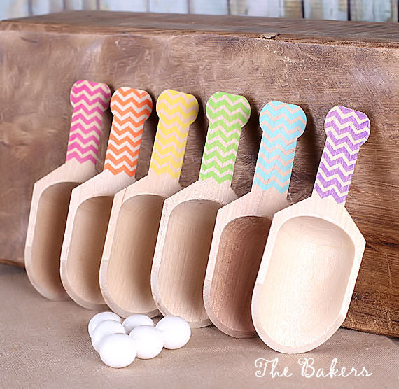 Small Wooden Candy Scoops - Girls Rainbow Chevron (set of 6) | www.sprinklebeesweet.com