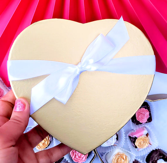 Gold Heart Shaped Candy Box Kit | www.sprinklebeesweet.com
