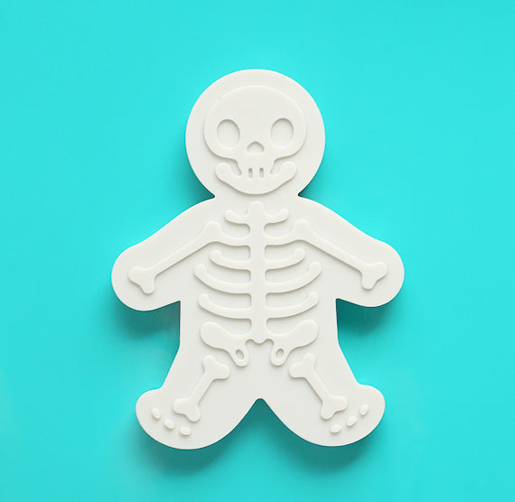 Halloween Gingerbread Man Cookie Cutter | www.sprinklebeesweet.com
