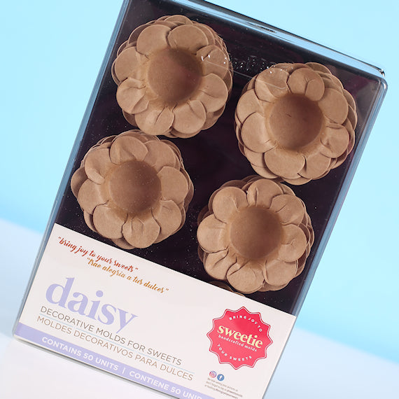 Daisy Flower Candy Cups: Kraft Brown | www.sprinklebeesweet.com