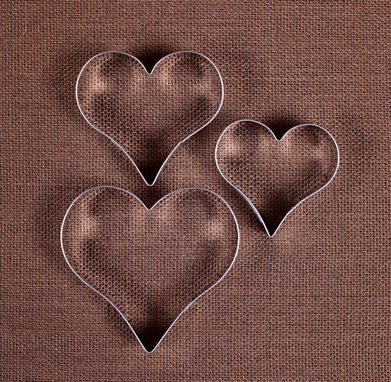 Large Heart Cookie Cutter Set | www.sprinklebeesweet.com