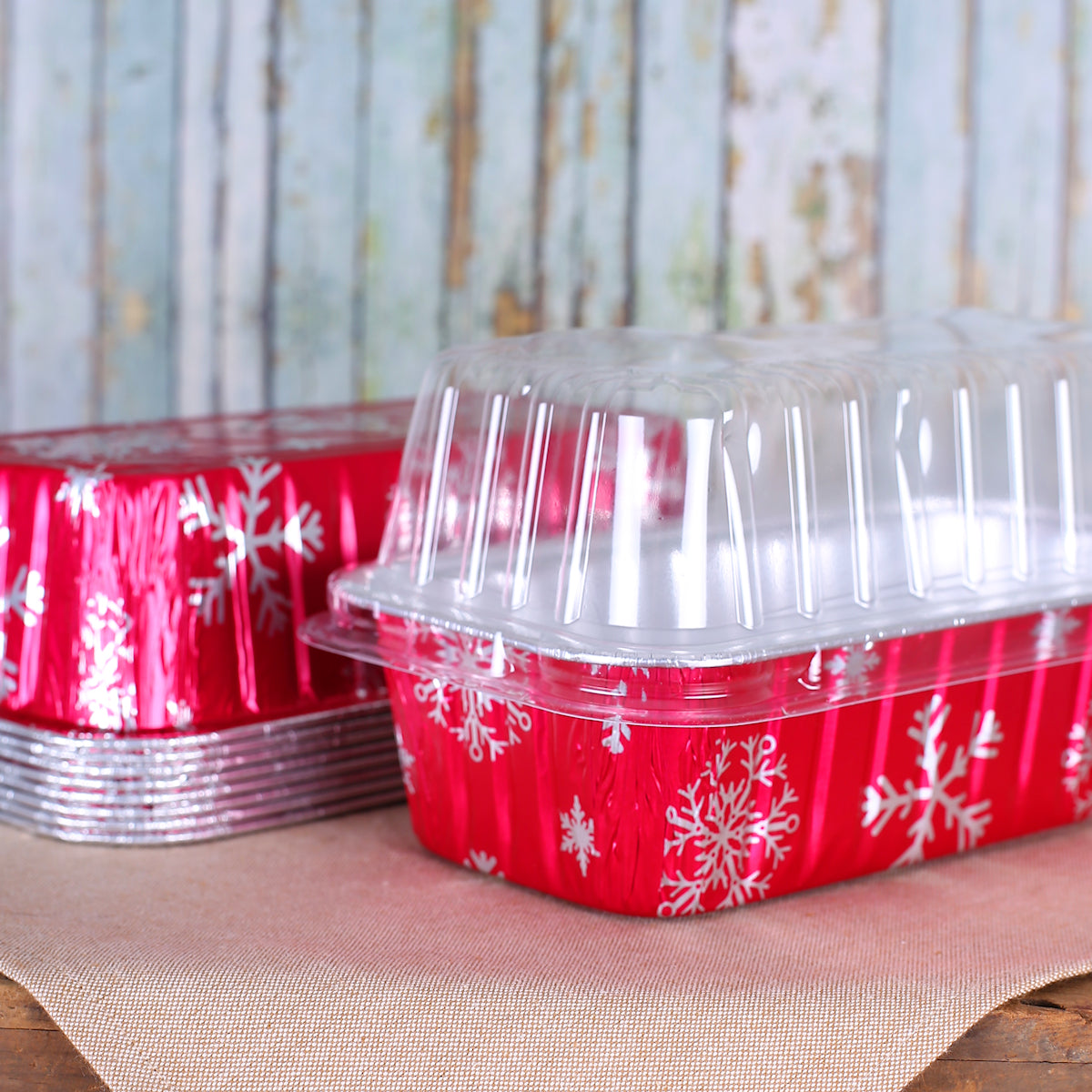 Shop Christmas Loaf Pan Kit: Christmas Bread Loaf Pans with Lids