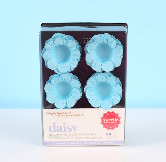 Daisy Flower Candy Cups: Light Blue | www.sprinklebeesweet.com