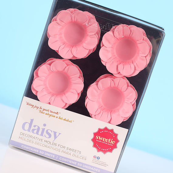 Daisy Flower Candy Cups: Light Pink | www.sprinklebeesweet.com
