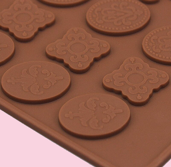 Thin Chocolate Mold: Medallions + Fleur de Lis | www.sprinklebeesweet.com