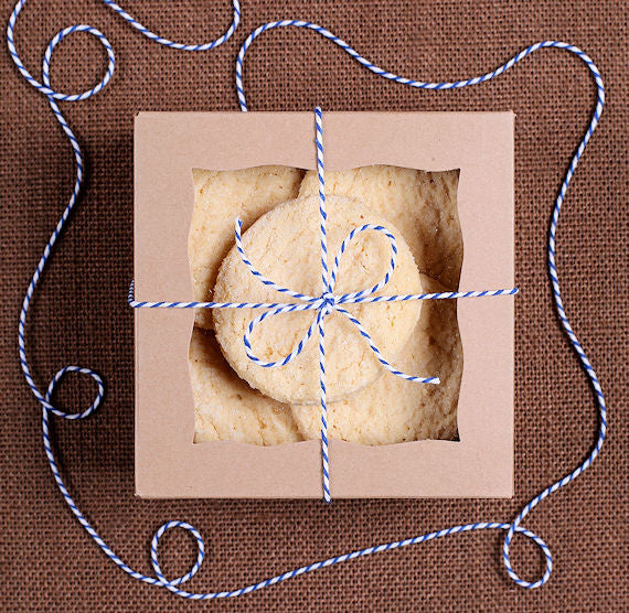 Mini Brown Bakery Boxes: 5x5" | www.sprinklebeesweet.com