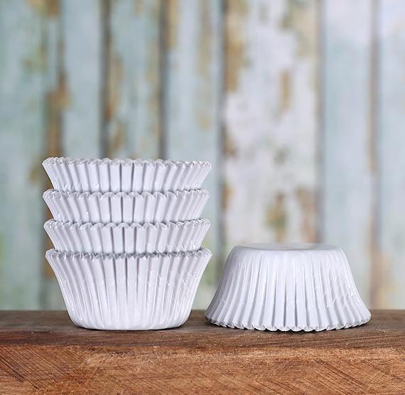 Bulk Mini Cupcake Liners: White Foil | www.sprinklebeesweet.com