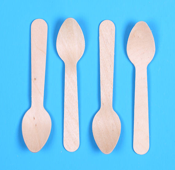 Disposable Mini Wooden Spoons: 100 | www.sprinklebeesweet.com