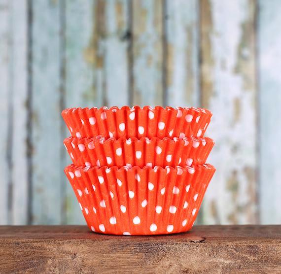 Bulk Orange Cupcake Liners: Polka Dot | www.sprinklebeesweet.com