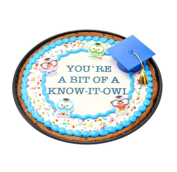 Graduation Owl Sugar Toppers | www.sprinklebeesweet.com