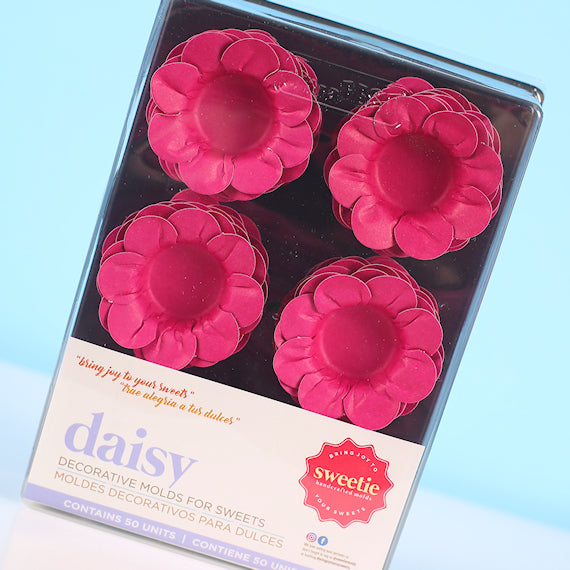 Daisy Flower Candy Cups: Pink | www.sprinklebeesweet.com